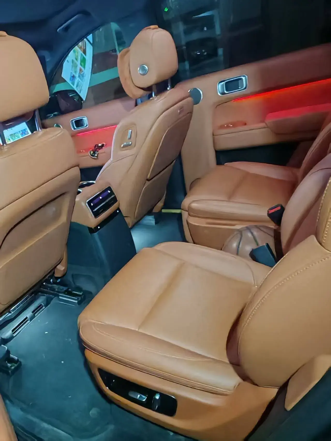 2023 LI L9 thumbnail 4