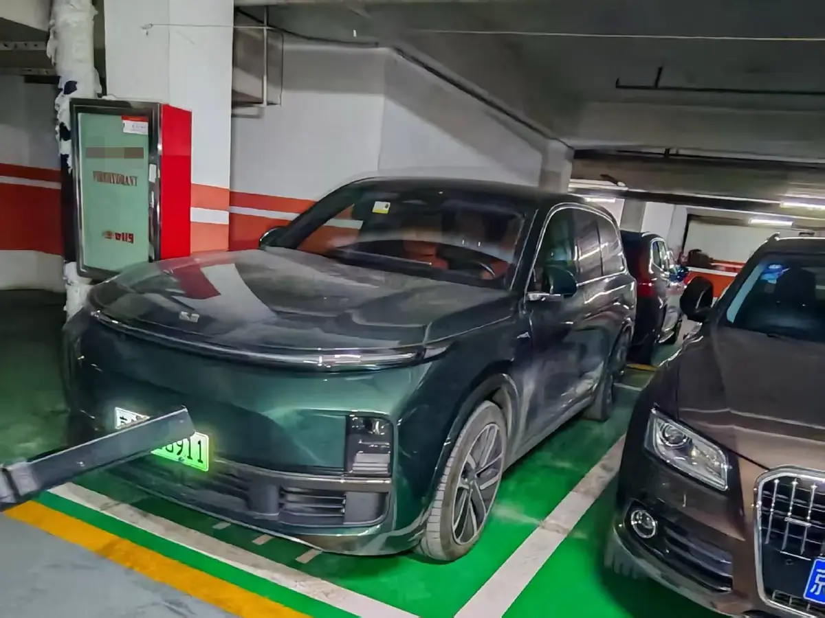 2023 Li L9 Range Extended 154HP REEV 42.6KWH