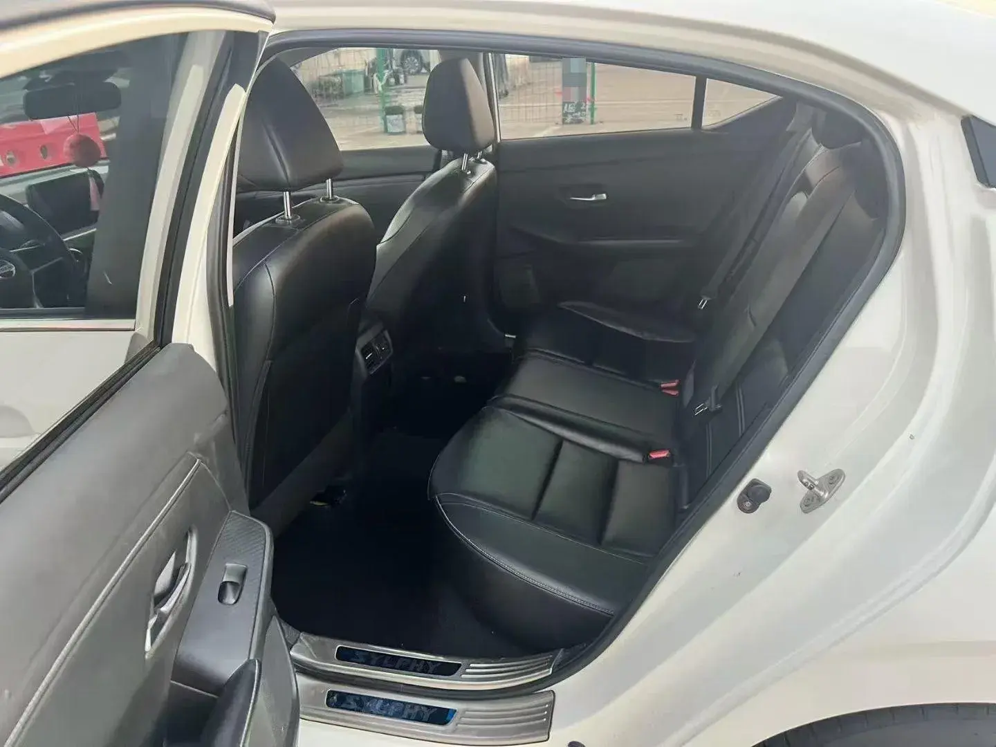 2020 NISSAN SYLPHY thumbnail 3