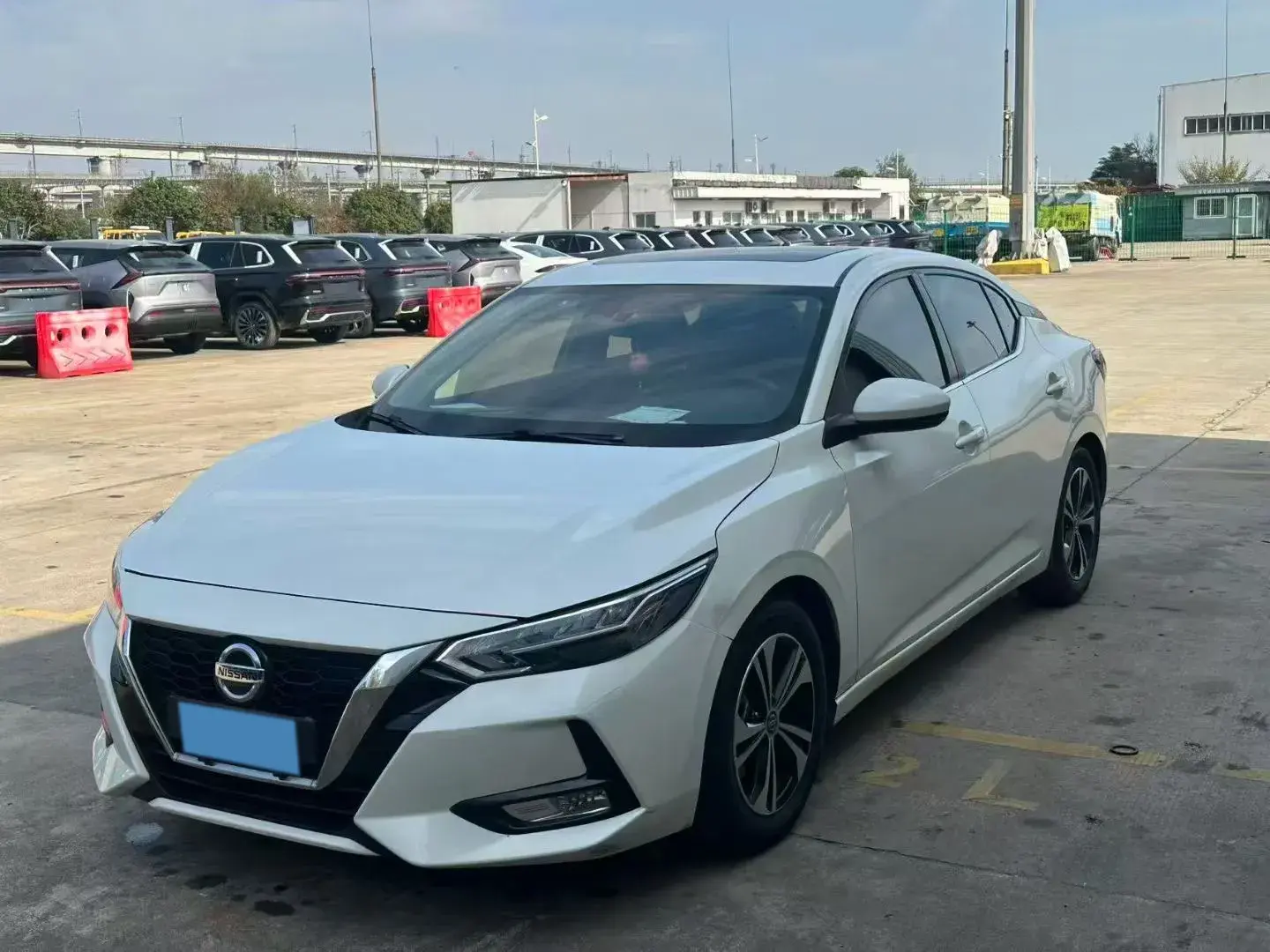 2020 NISSAN SYLPHY view 1