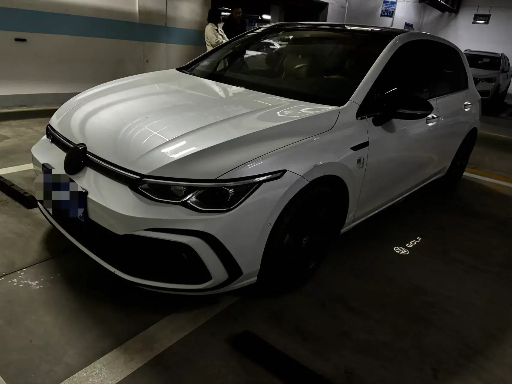 2021 VOLKSWAGEN GOLF thumbnail 4