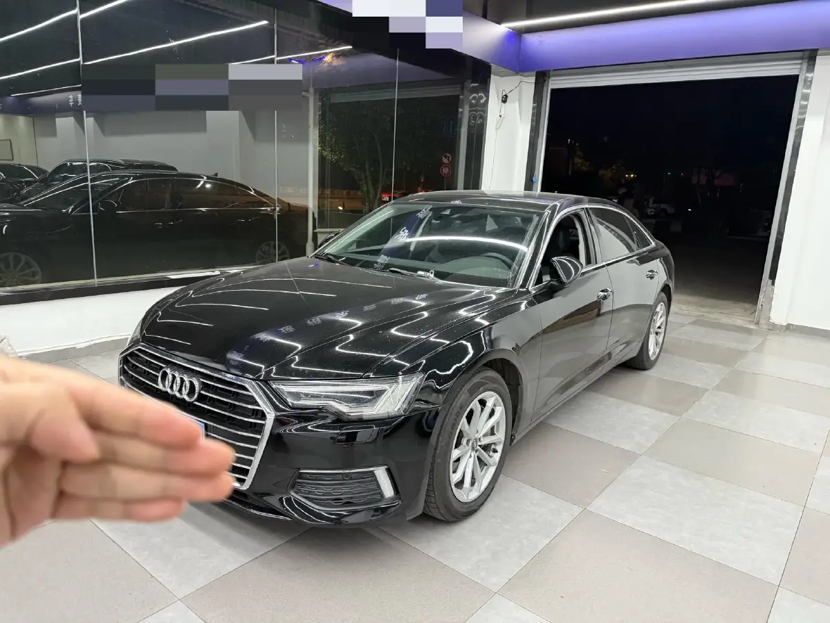 2020 Audi A6L 2.0T 190HP L4 7DCT