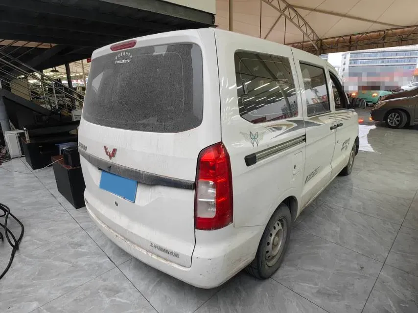 2019 WuLing HongGuang V 1.5L 105HP L4 5MT,autocango,china used car exporter,china ev exporter,chinese used car exporter,chinese used ev exporter