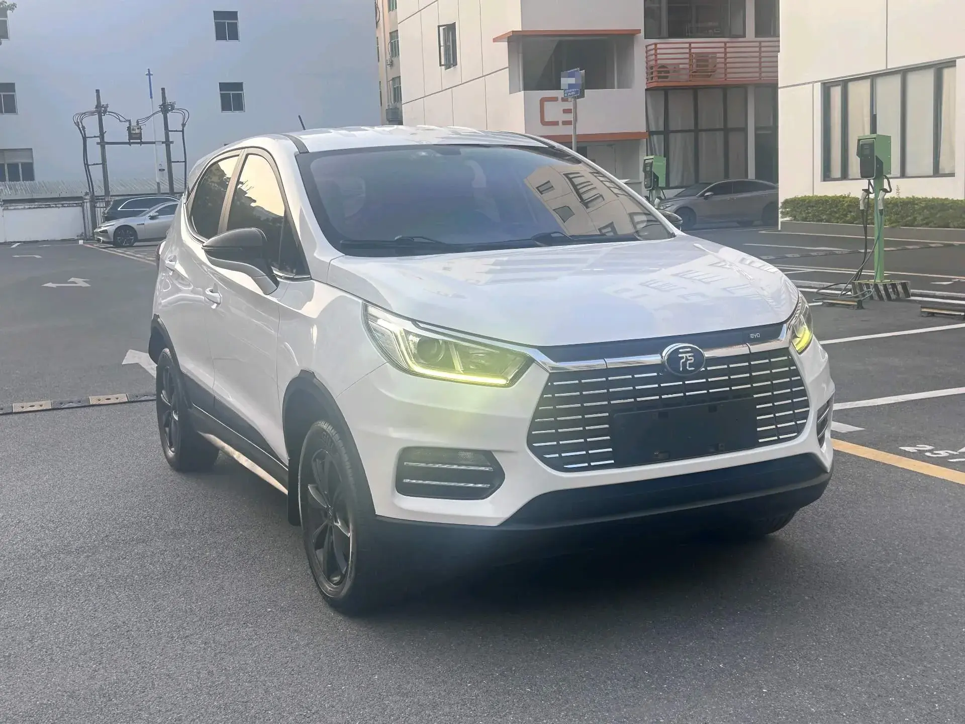 2019 BYD YUAN thumbnail 2