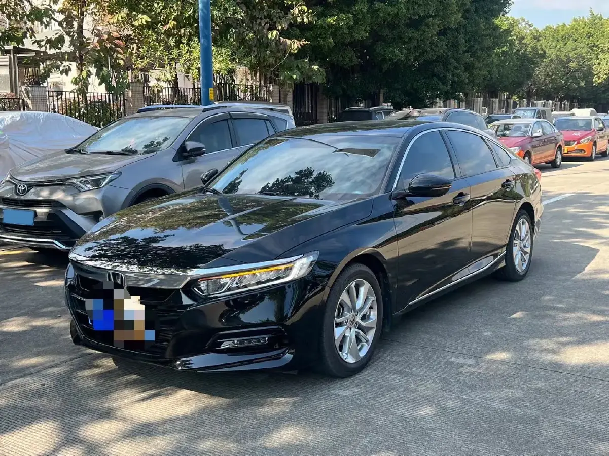2018 Honda Accord 1.5T 194HP L4 CVT