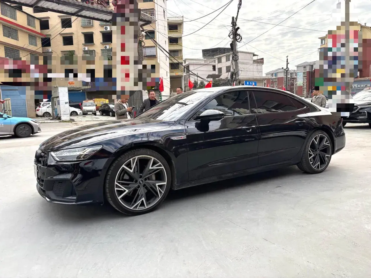 2024 AUDI A7L view 1