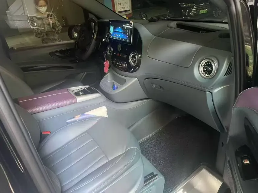 2023 Mercedes-Benz Vito 2.0T 211HP L4 9AT,autocango,china used car exporter,china ev exporter,chinese used car exporter,chinese used ev exporter