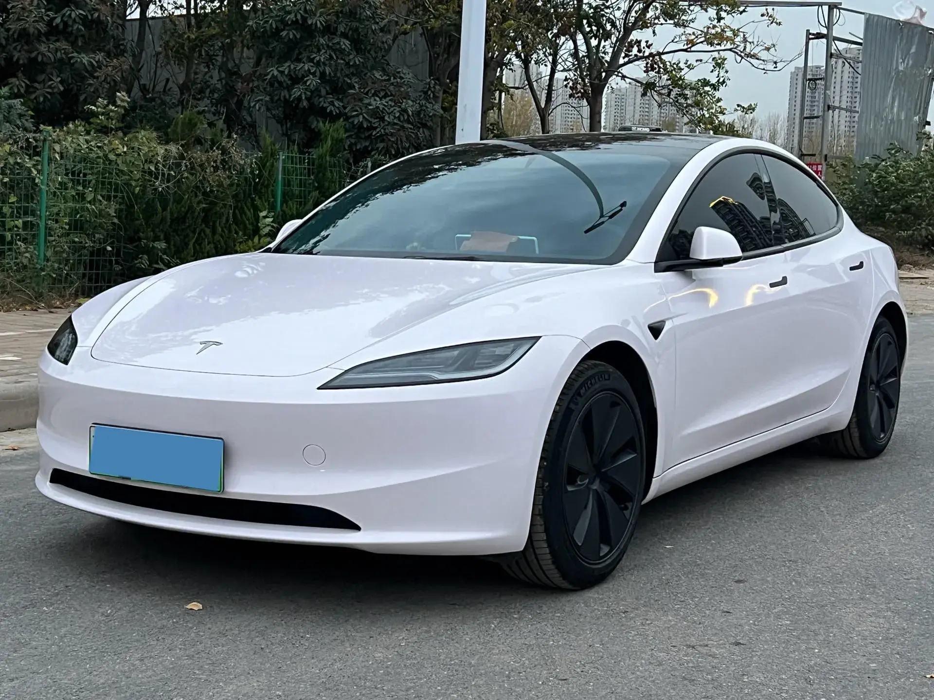 2023 TESLA MODEL view 1