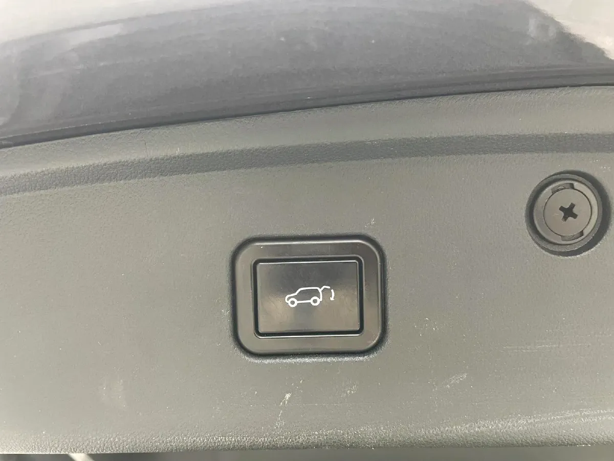 2020 ChangAn CS75 Plus 1.5T 178HP L4 6AT,autocango,china used car exporter,china ev exporter,chinese used car exporter,chinese used ev exporter