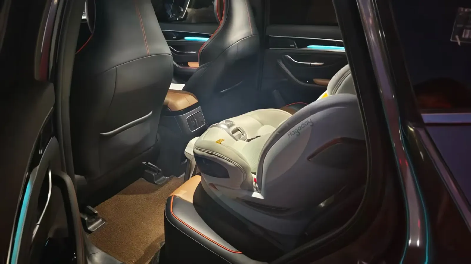 2020 BYD Song Plus 1.5T 185HP L4 7DCT,autocango,china used car exporter,china ev exporter,chinese used car exporter,chinese used ev exporter