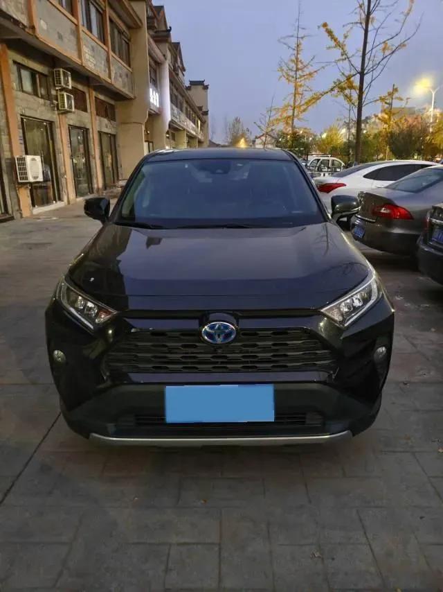 2021 Toyota RAV4 Hybird E+ 2.5L 180HP L4 E-CVT PHEV 15.984KWH,autocango,china used car exporter,china ev exporter,chinese used car exporter,chinese used ev exporter