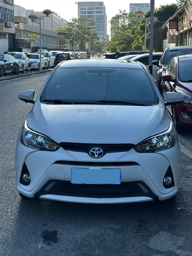 2021 Toyota Yaris L 1.5L 112HP L4 CVT,autocango,china used car exporter,china ev exporter,chinese used car exporter,chinese used ev exporter