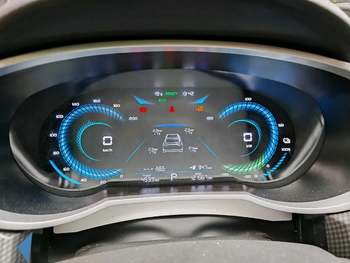 2022 Livan Maple 60s BEV 52.56KWH,autocango,china used car exporter,china ev exporter,chinese used car exporter,chinese used ev exporter