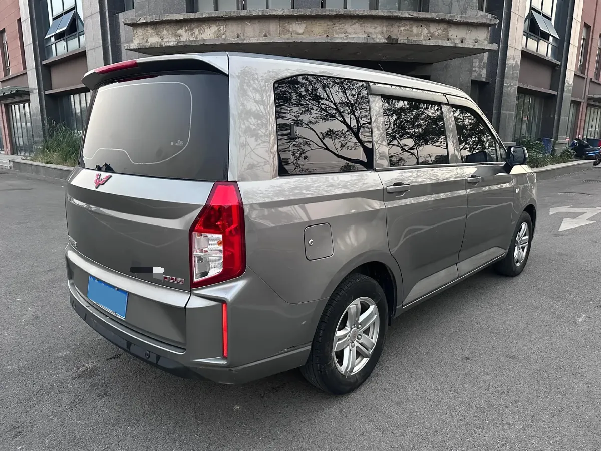 2019 WuLing HongGuang Plus 1.5T 147HP L4 6MT,autocango,china used car exporter,china ev exporter,chinese used car exporter,chinese used ev exporter