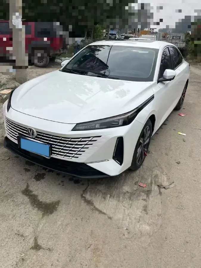 2023 ChangAn Lamore 1.5T 170HP L4 7DCT