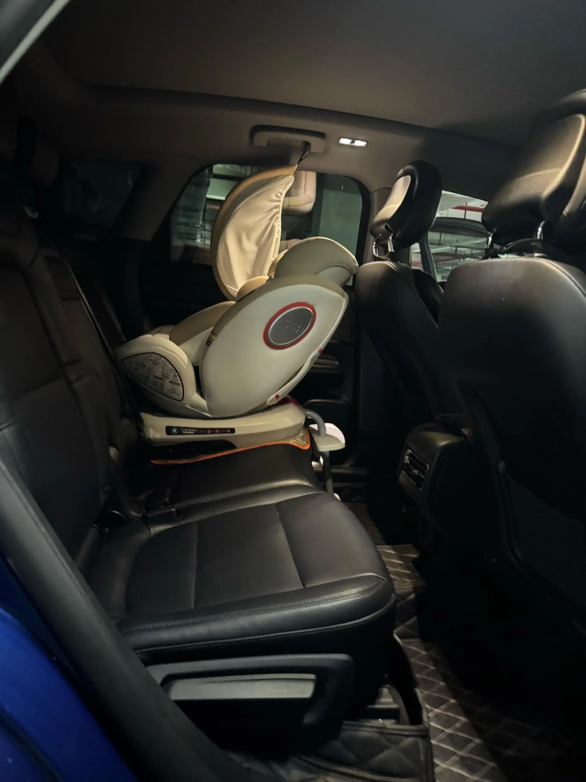 2022 LINCOLN CORSAIR thumbnail 4