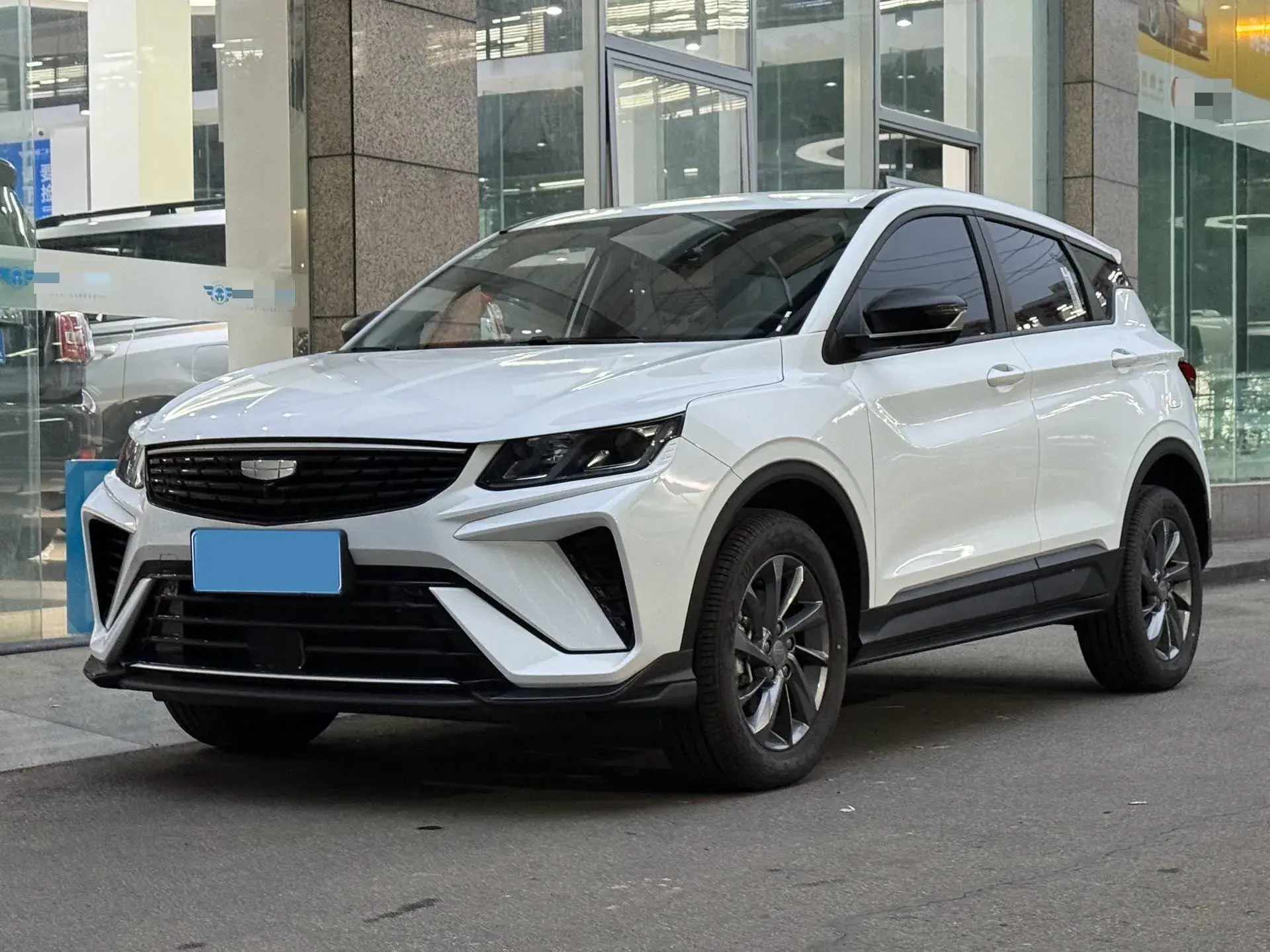 2025 GEELY COOLRAY view 1