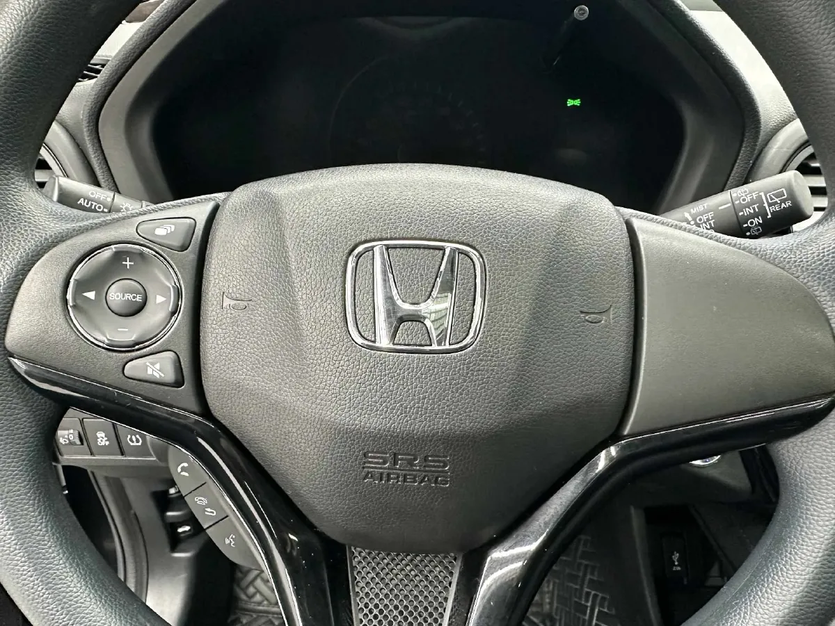 2022 Honda Vezel 1.5L 131HP L4 CVT,autocango,china used car exporter,china ev exporter,chinese used car exporter,chinese used ev exporter