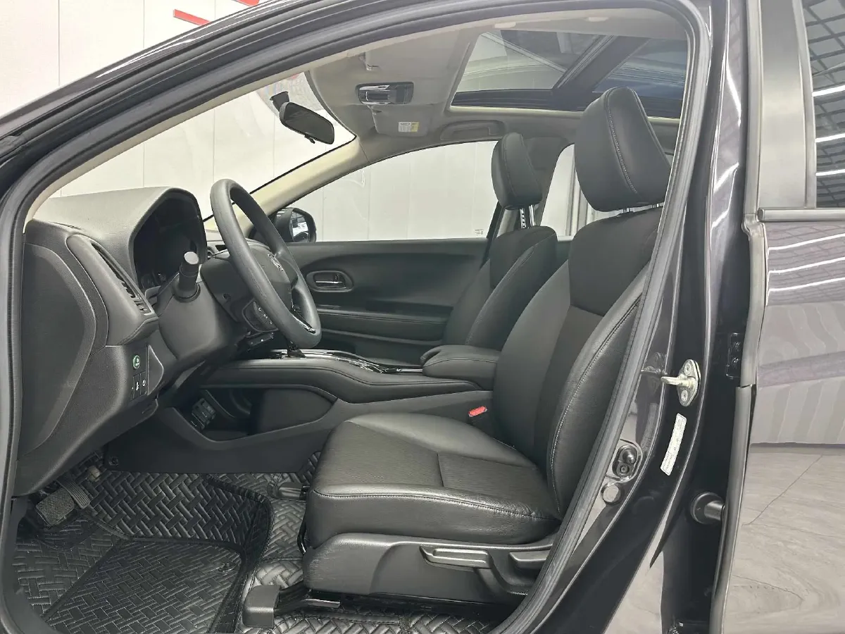 2022 Honda Vezel 1.5L 131HP L4 CVT,autocango,china used car exporter,china ev exporter,chinese used car exporter,chinese used ev exporter