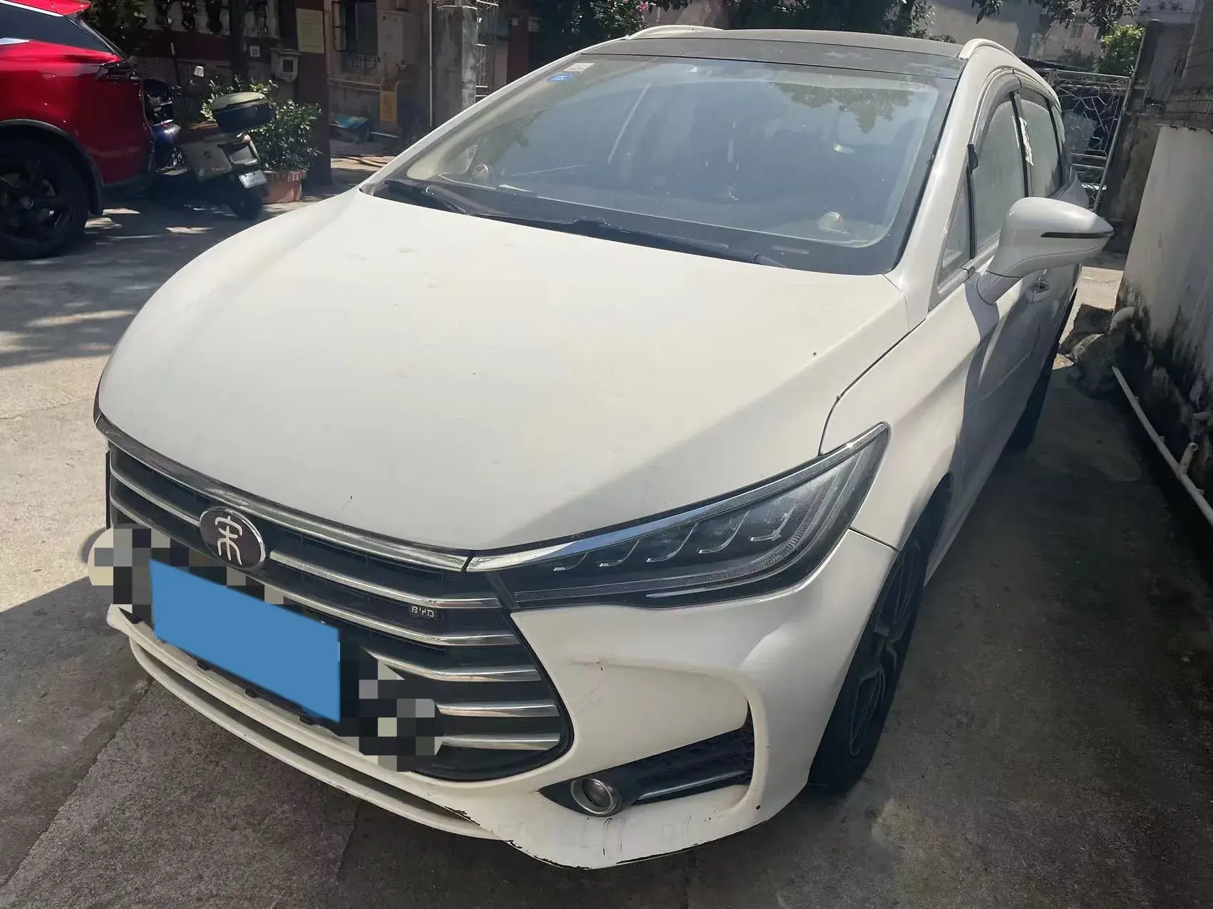 2017 BYD SONG view 1