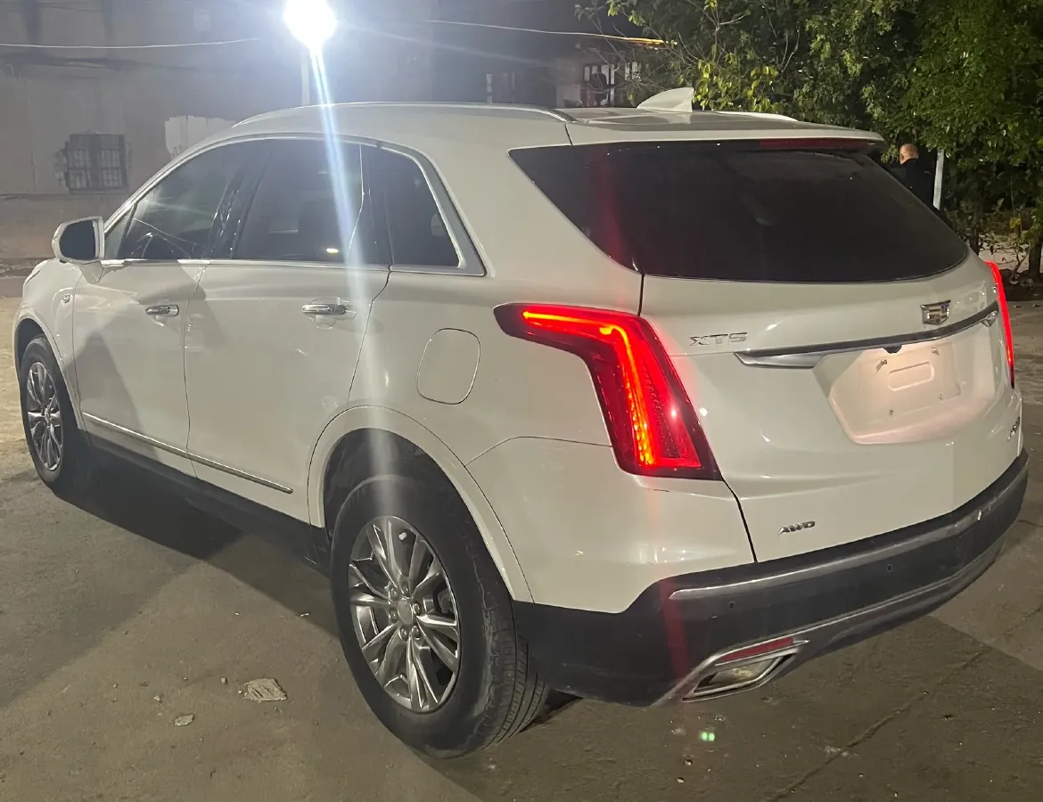 2020 Cadillac XT5 2.0T 237HP L4 9AT,autocango,china used car exporter,china ev exporter,chinese used car exporter,chinese used ev exporter