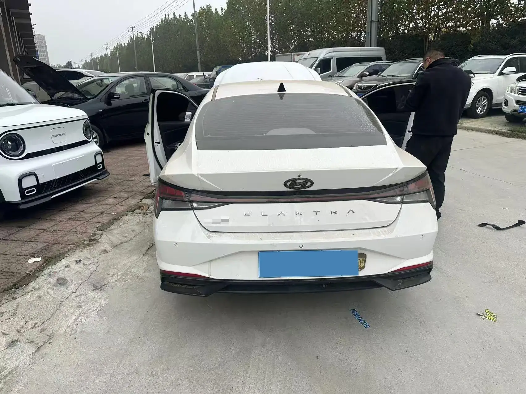 2021 HYUNDAI ELANTRA thumbnail 2