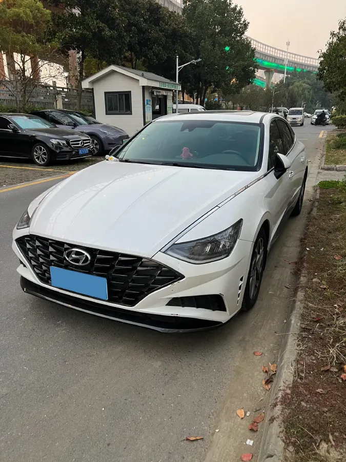 2020 Hyundai Sonata 1.5T 170HP L4 7DCT,autocango,china used car exporter,china ev exporter,chinese used car exporter,chinese used ev exporter