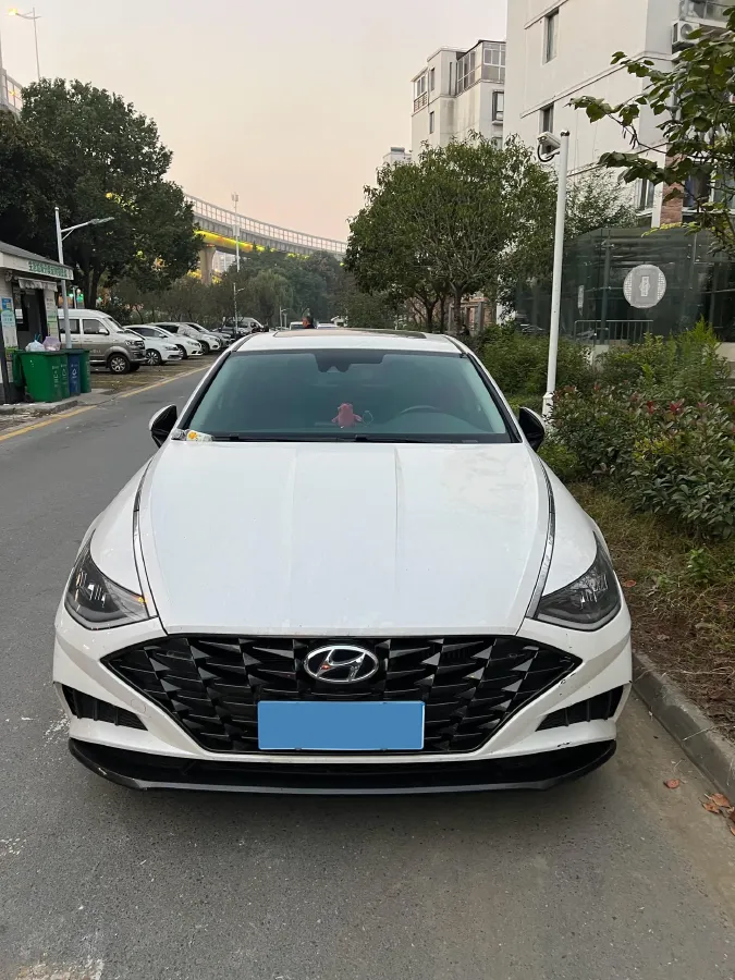 2020 Hyundai Sonata 1.5T 170HP L4 7DCT,autocango,china used car exporter,china ev exporter,chinese used car exporter,chinese used ev exporter