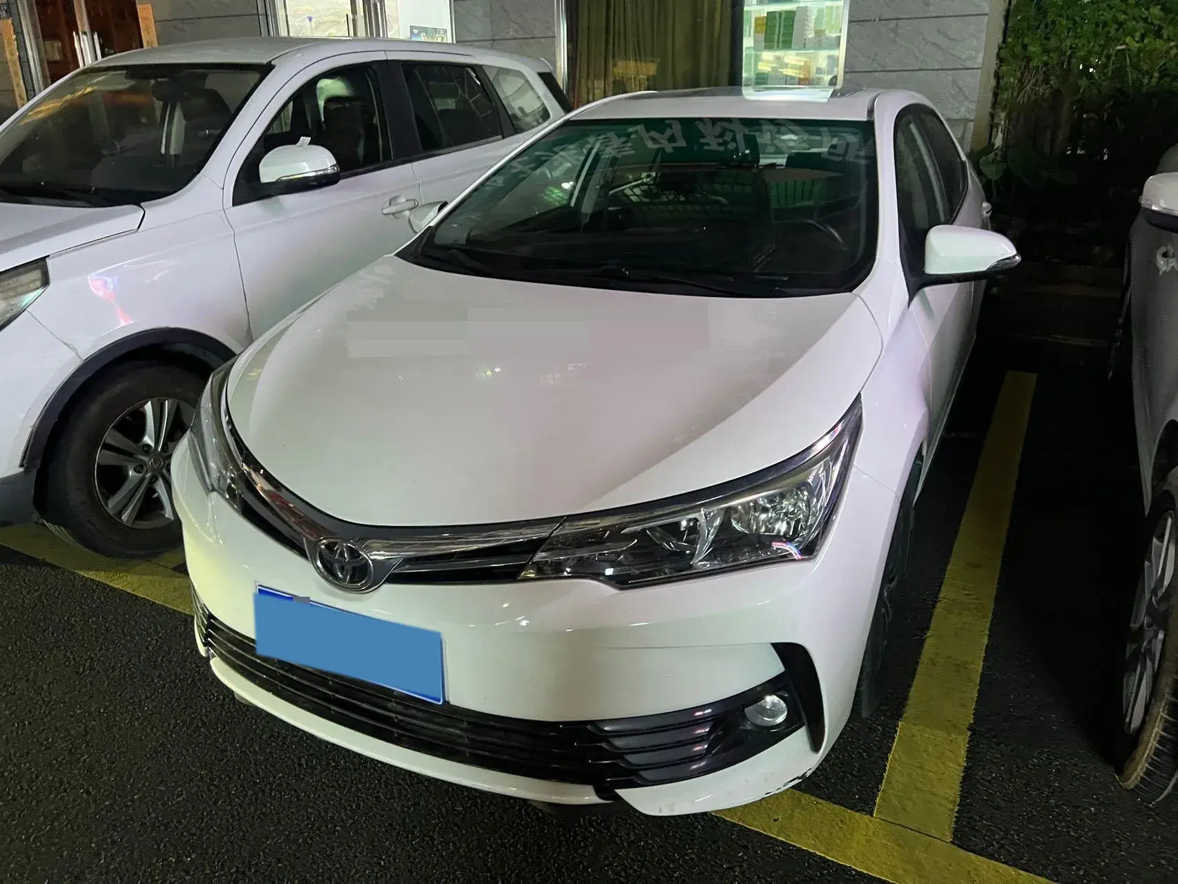 2018 TOYOTA COROLLA view 1