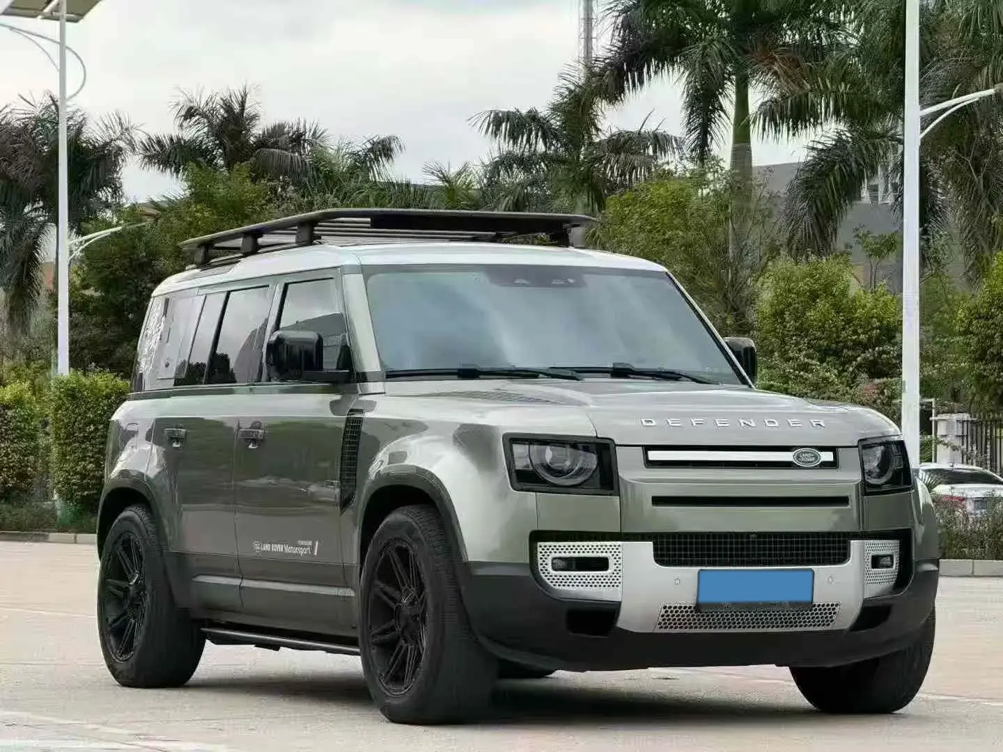 2020 LAND ROVER thumbnail 2