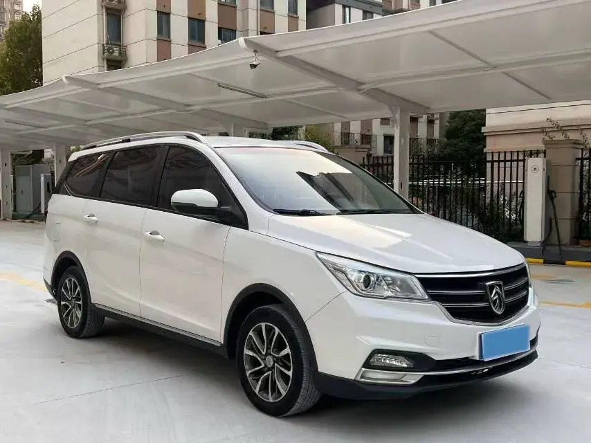 2019 BAOJUN 730 thumbnail 2