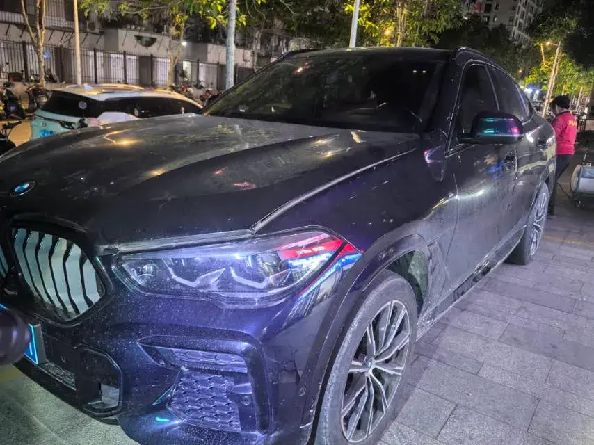 2022 BMW X6 2.0T 265HP L4 8AT