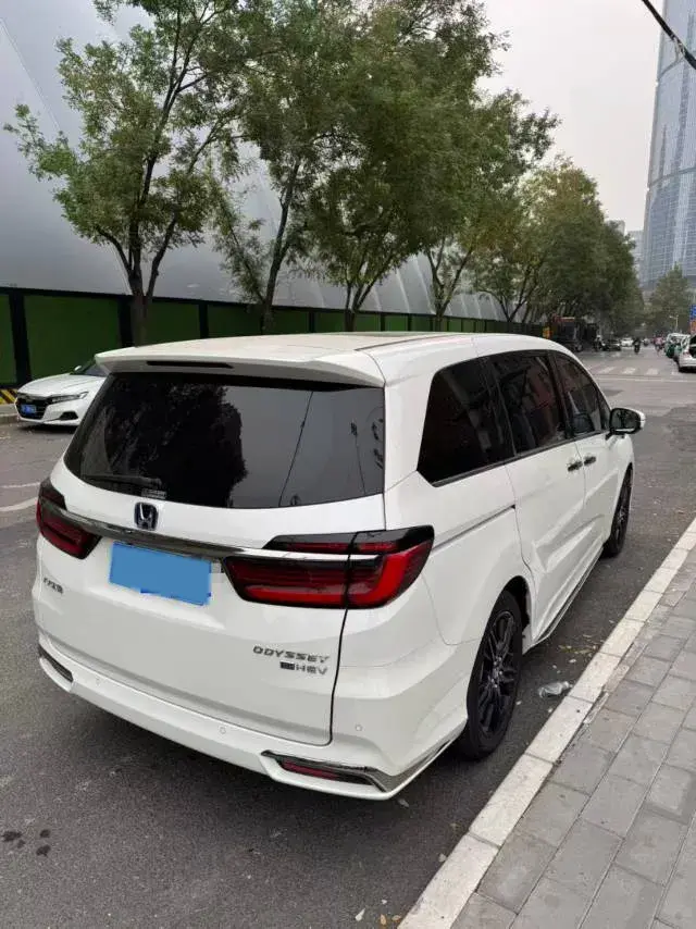2022 HONDA ODYSSEY thumbnail 3
