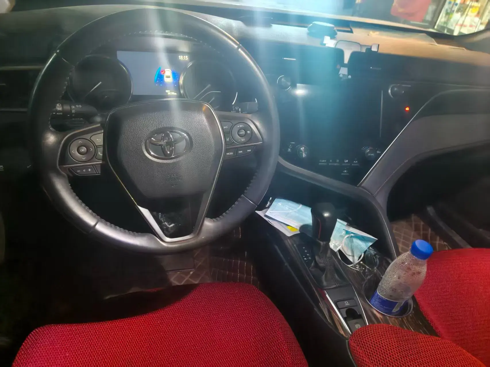 2019 TOYOTA CAMRY thumbnail 4