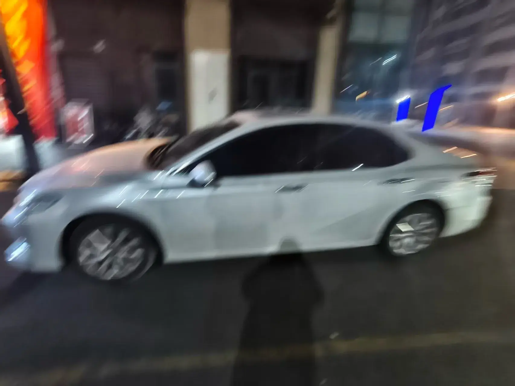 2019 TOYOTA CAMRY thumbnail 2