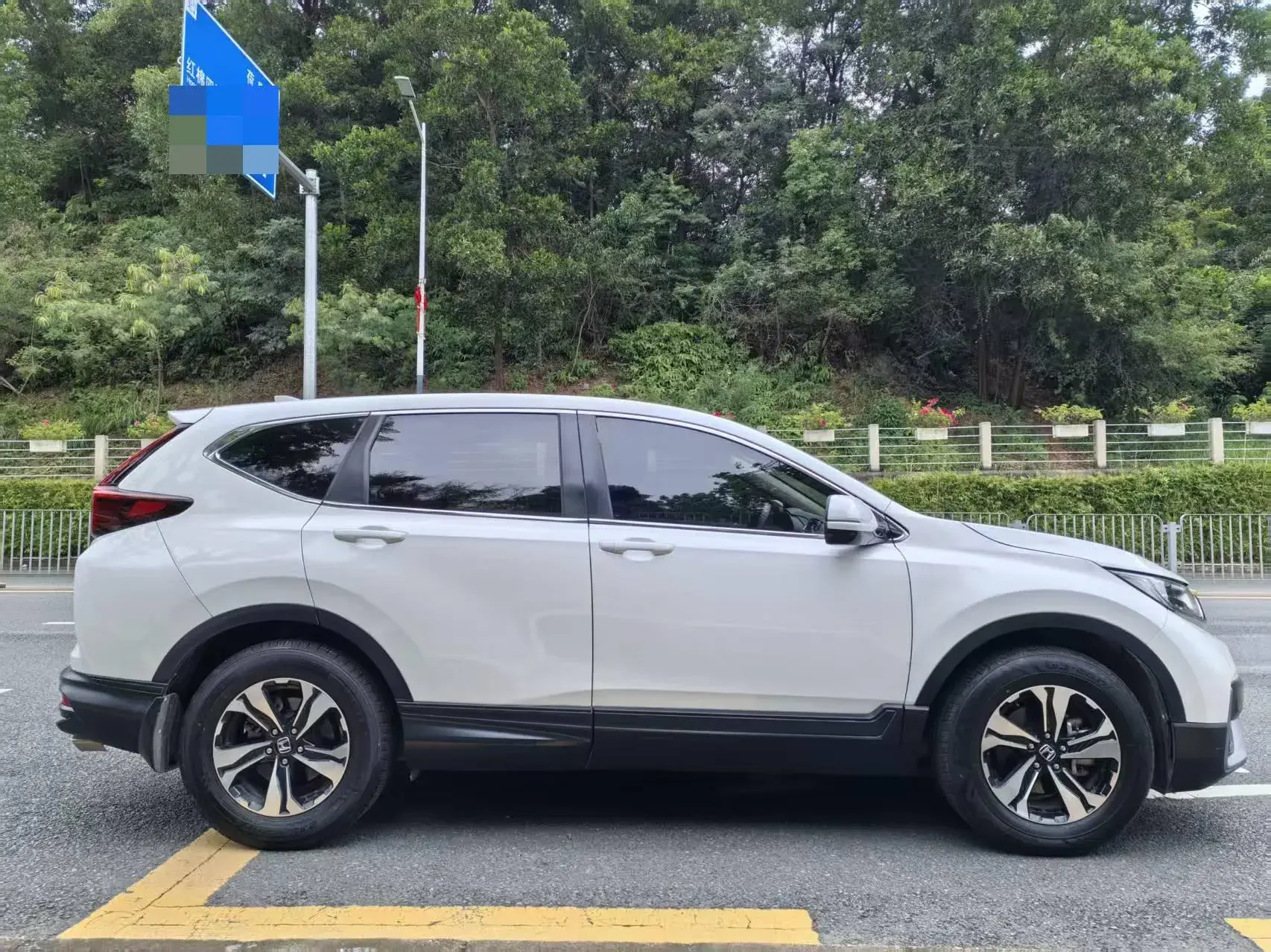 2021 HONDA CR-V thumbnail 4