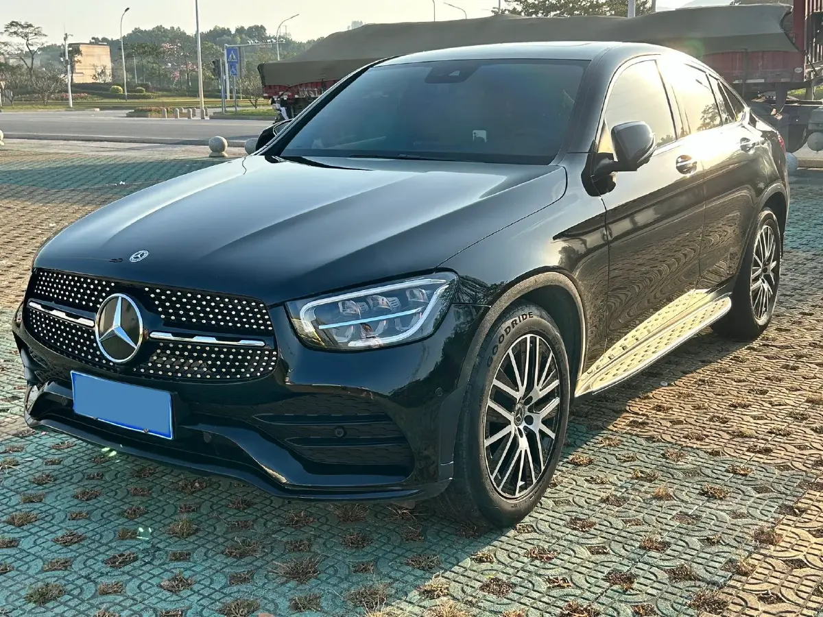 2020 Mercedes-Benz GLC Class 2.0T 258HP L4 9AT 2020 Mercedes-Benz GLC Class 2.0T 258HP L4 9AT