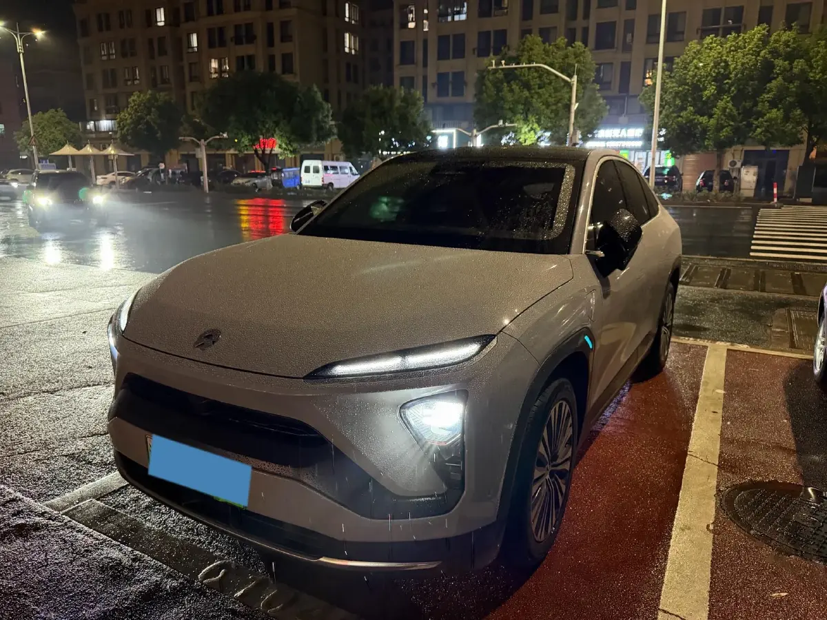 2020 NIO EC6 BEV 70KWH