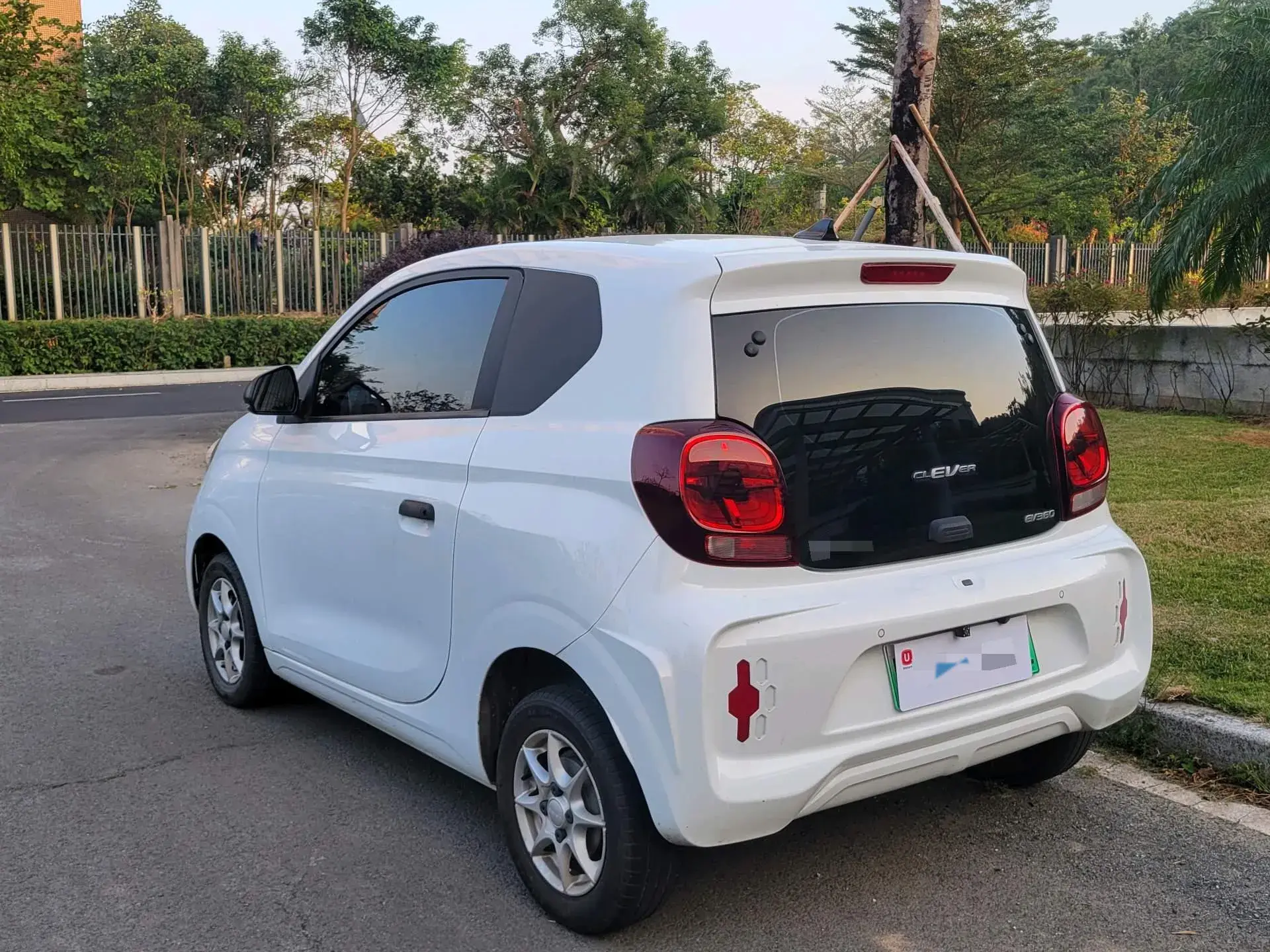 2022 ROEWE CLEVER thumbnail 4