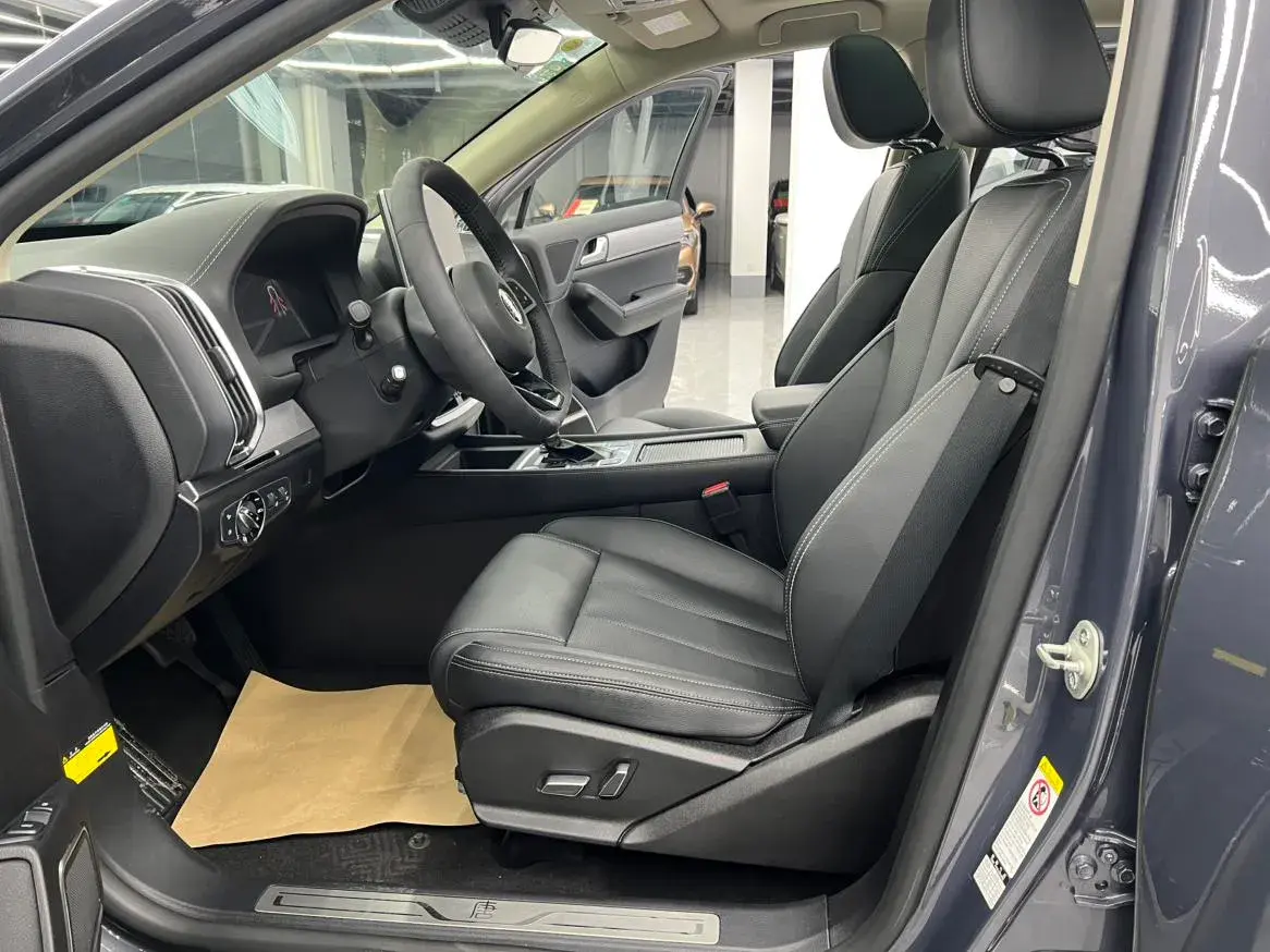 2019 BYD TANG thumbnail 3