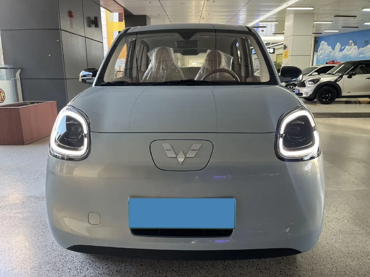 2025 WuLing HongGuang MINI EV BEV 16.2KWH,autocango,china used car exporter,china ev exporter,chinese used car exporter,chinese used ev exporter