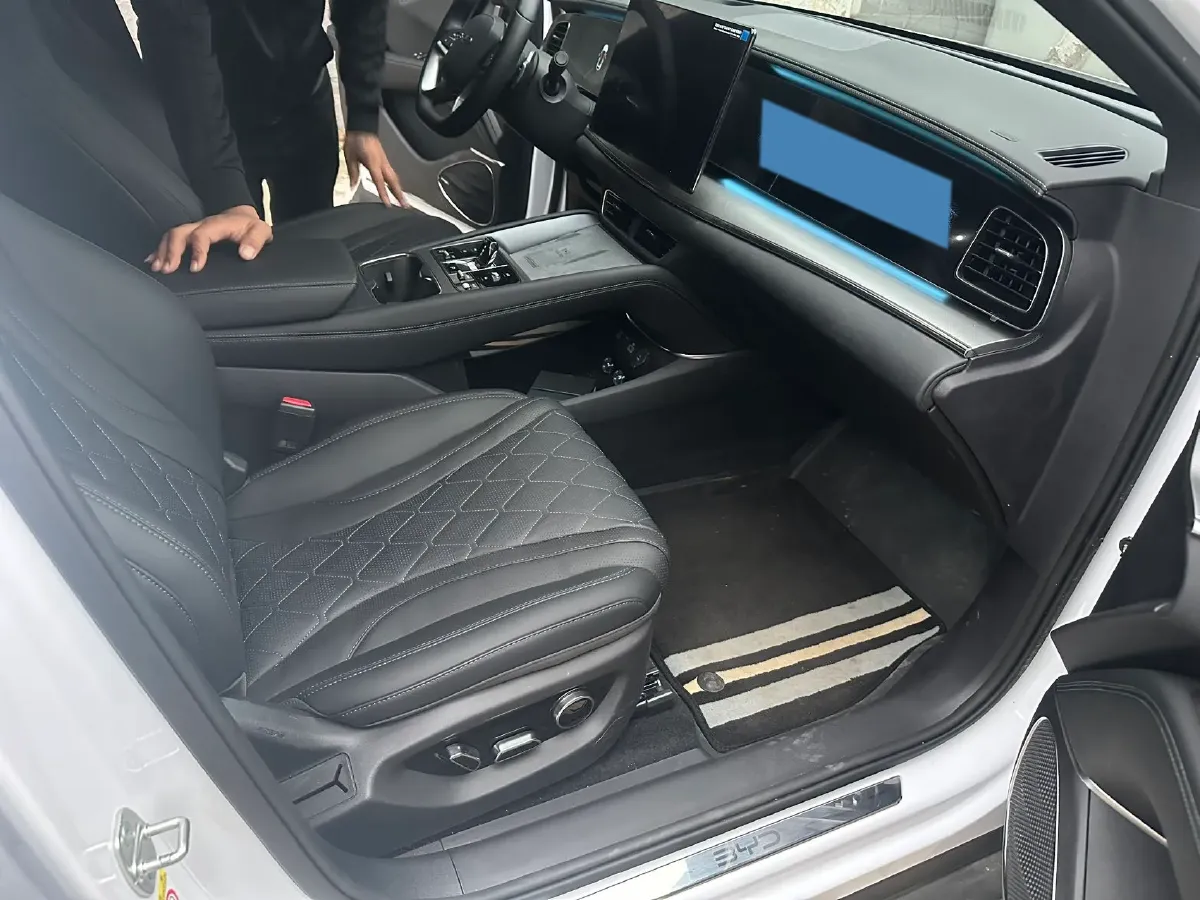 2025 BYD Sea Lion 07 BEV 80.64KWH,autocango,china used car exporter,china ev exporter,chinese used car exporter,chinese used ev exporter