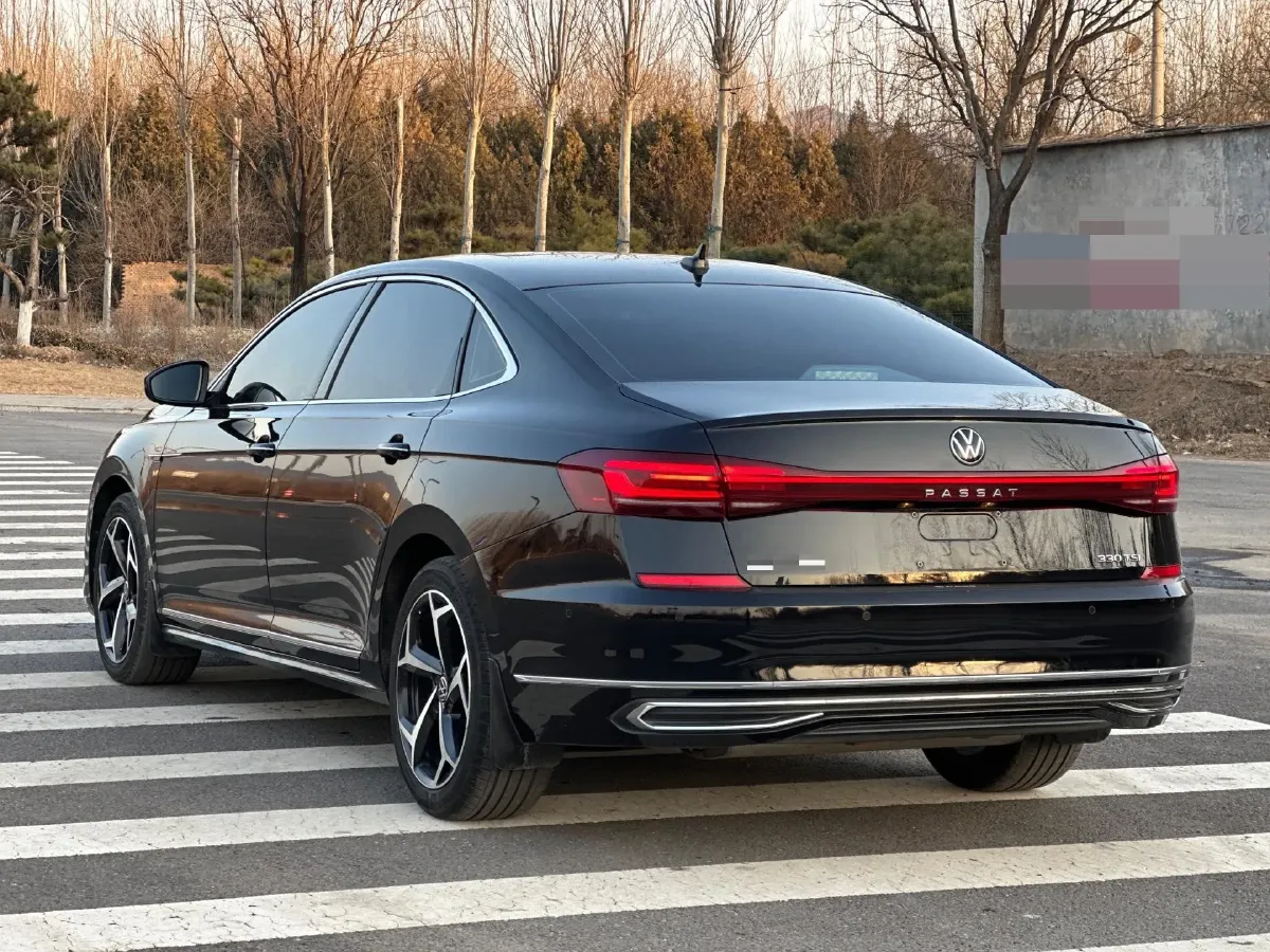 2023 Volkswagen Passat 2.0T 186HP L4 7DCT,autocango,china used car exporter,china ev exporter,chinese used car exporter,chinese used ev exporter