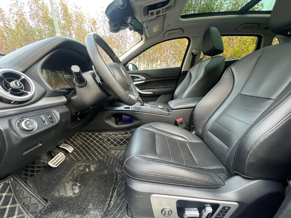 2019 WEY VV7 2.0T 227HP L4 7DCT,autocango,china used car exporter,china ev exporter,chinese used car exporter,chinese used ev exporter