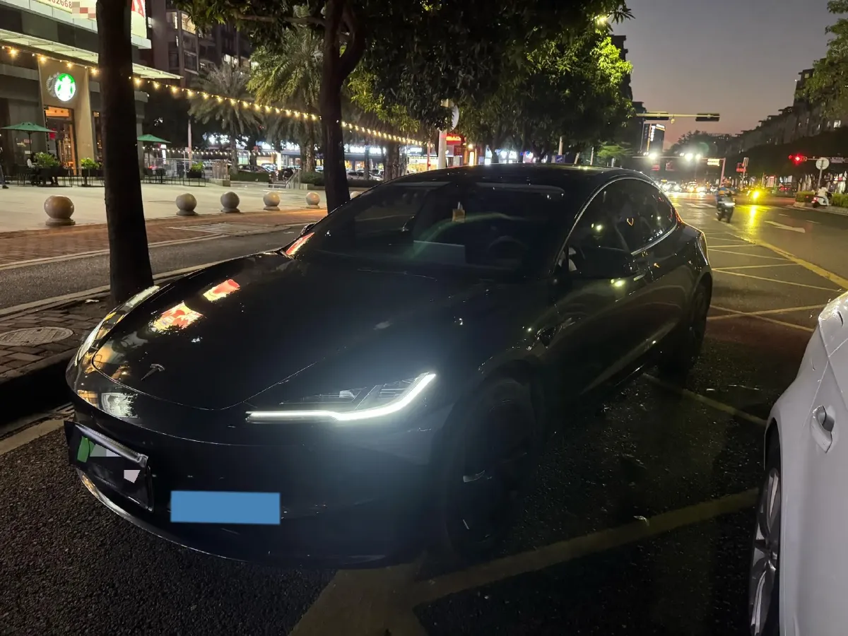 2025 Tesla Model 3 BEV 62.5KWH,autocango,china used car exporter,china ev exporter,chinese used car exporter,chinese used ev exporter
