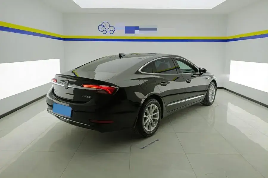 2022 BUICK LARCOSSE thumbnail 2