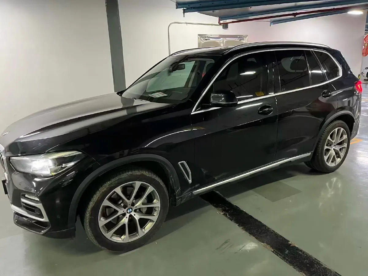 2020 BMW X5 2.0T 265HP L4 8AT,autocango,china used car exporter,china ev exporter,chinese used car exporter,chinese used ev exporter