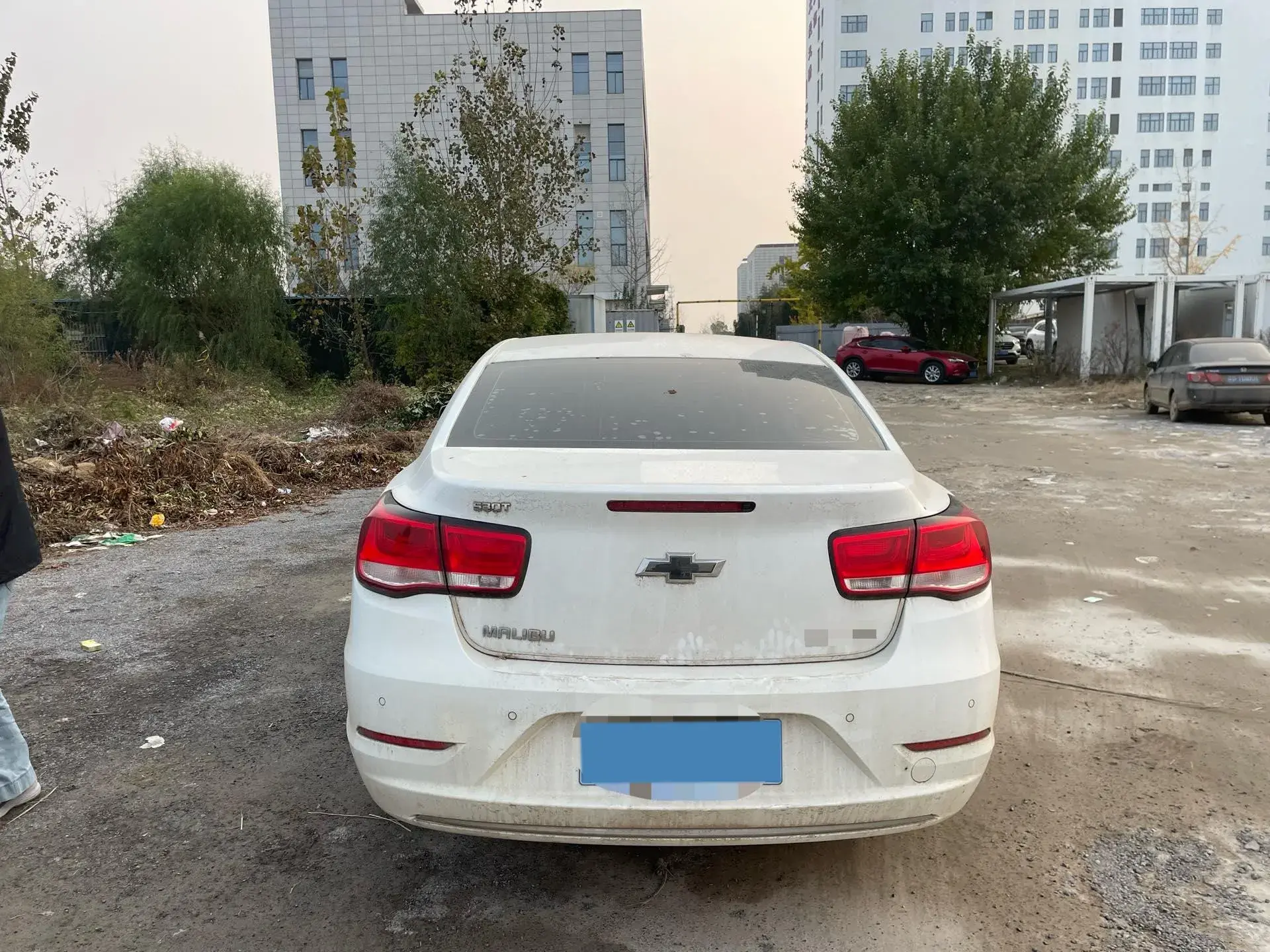 2018 CHEVROLET MALIBU thumbnail 4