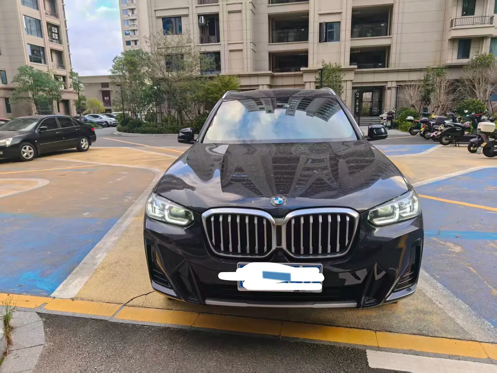 2022 BMW X3 thumbnail 2