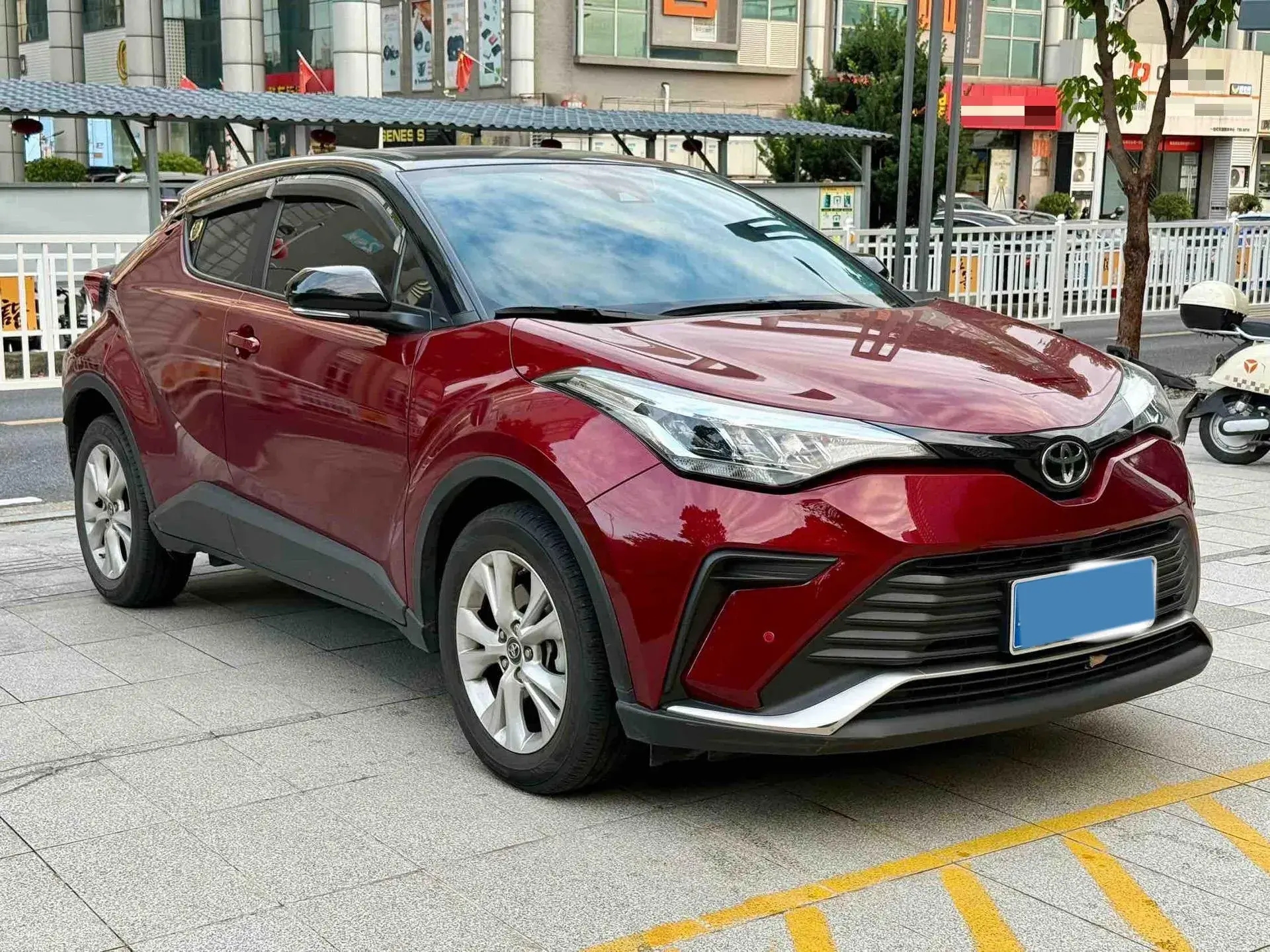 2022 TOYOTA IZOA thumbnail 3